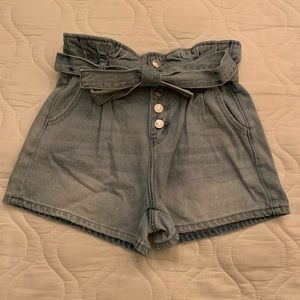 American eagle tie mom short